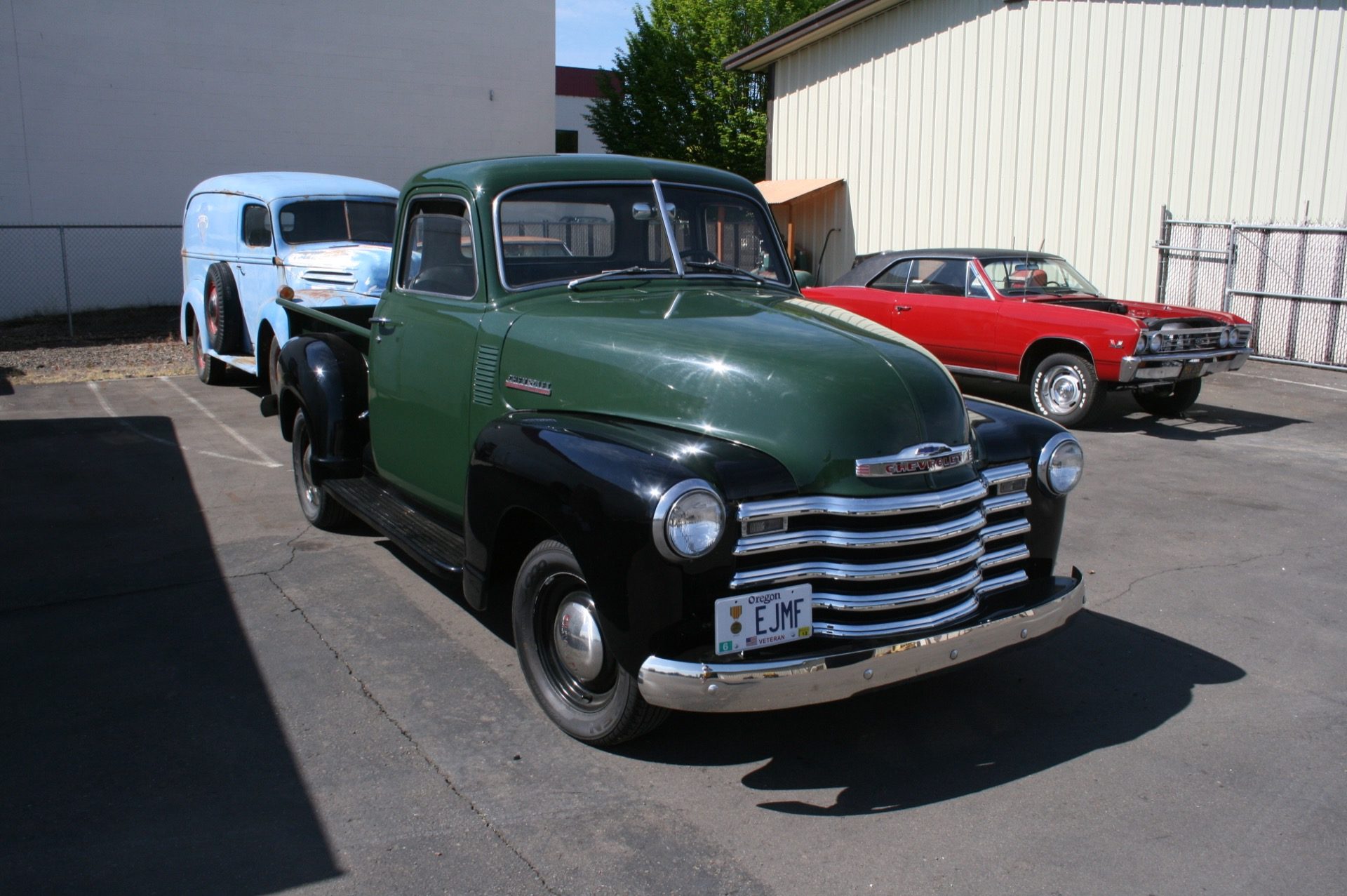 Pair Green Tint Door Glass For 1947-1950 Chevy Pickup Truck – LH & RH, Assembled In Black Frames