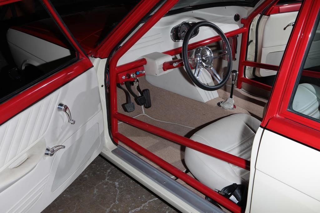 datsun 510 sss custom interior roll cage metalworks oregon